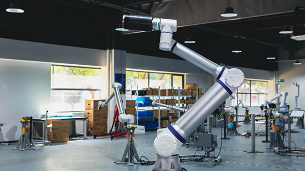 AG庄闲机器人，引领国内协作机械臂大负载时代