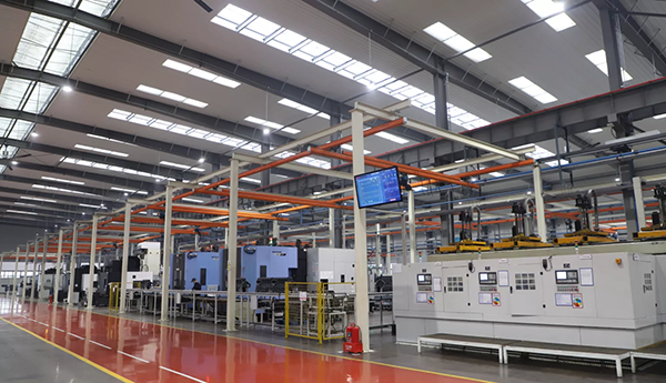 AG庄闲缸盖砂芯自动修芯机器人