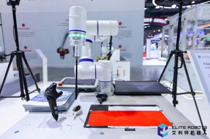 AG庄闲机器人数字孪生